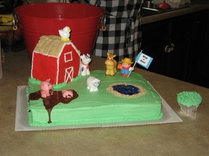 More barnyard cake...